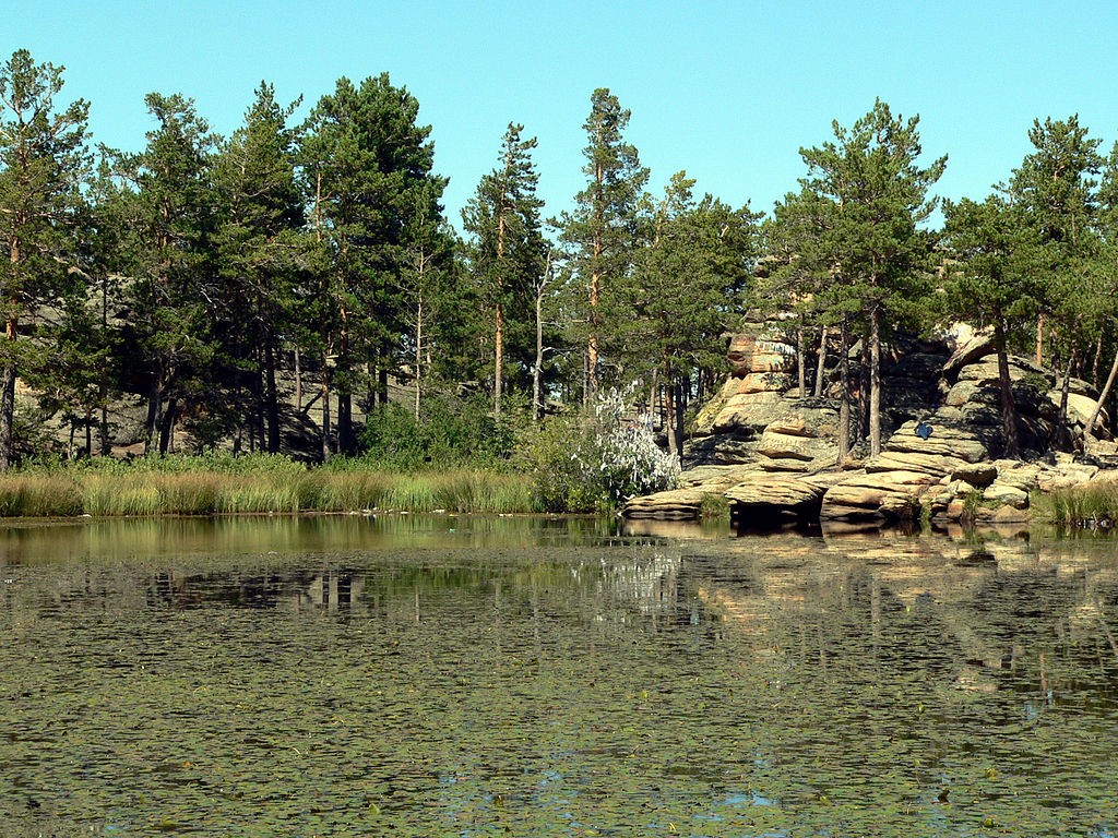 The Shaitan Lake of Karkaraly National Park. Photo credi: commons.wikimedia.org