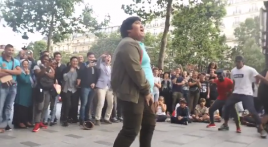 Zhenis Omarov dancing in Paris