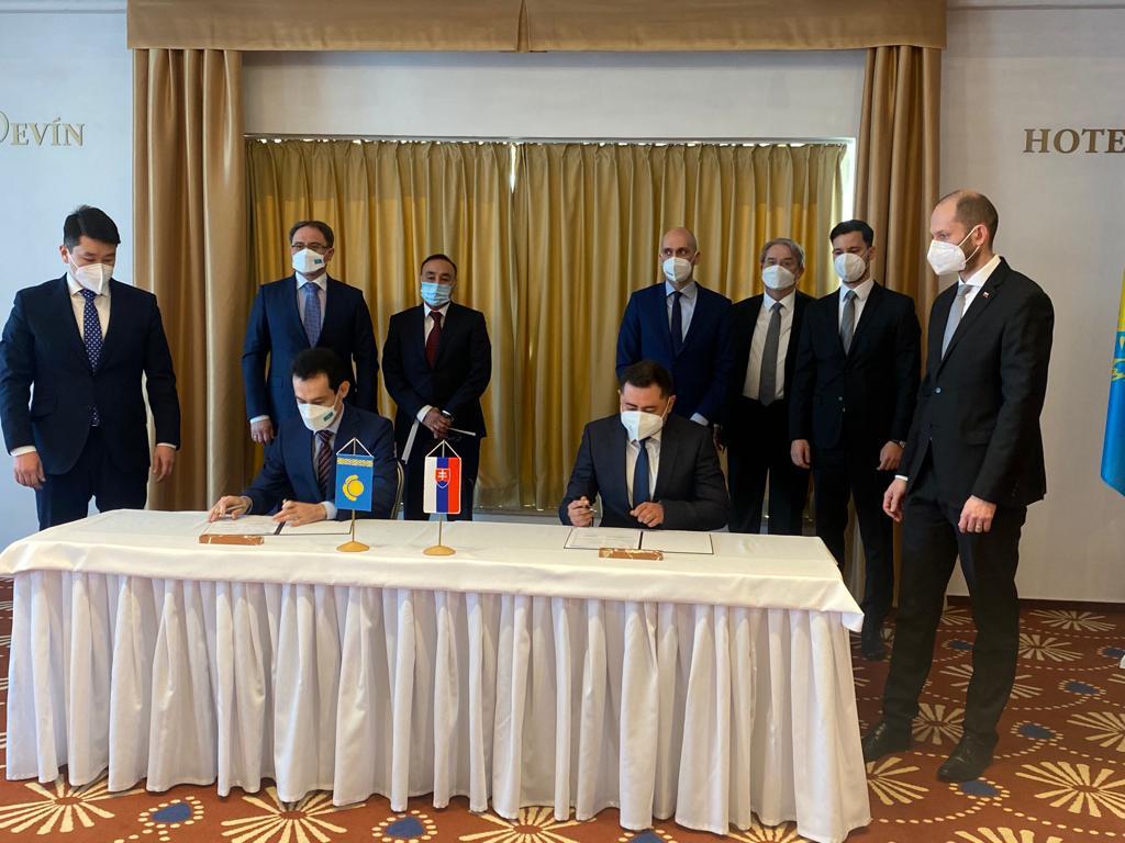 Kazachstan a Slovensko sa dohodli na rozvoji obchodnej a hospodárskej spolupráce