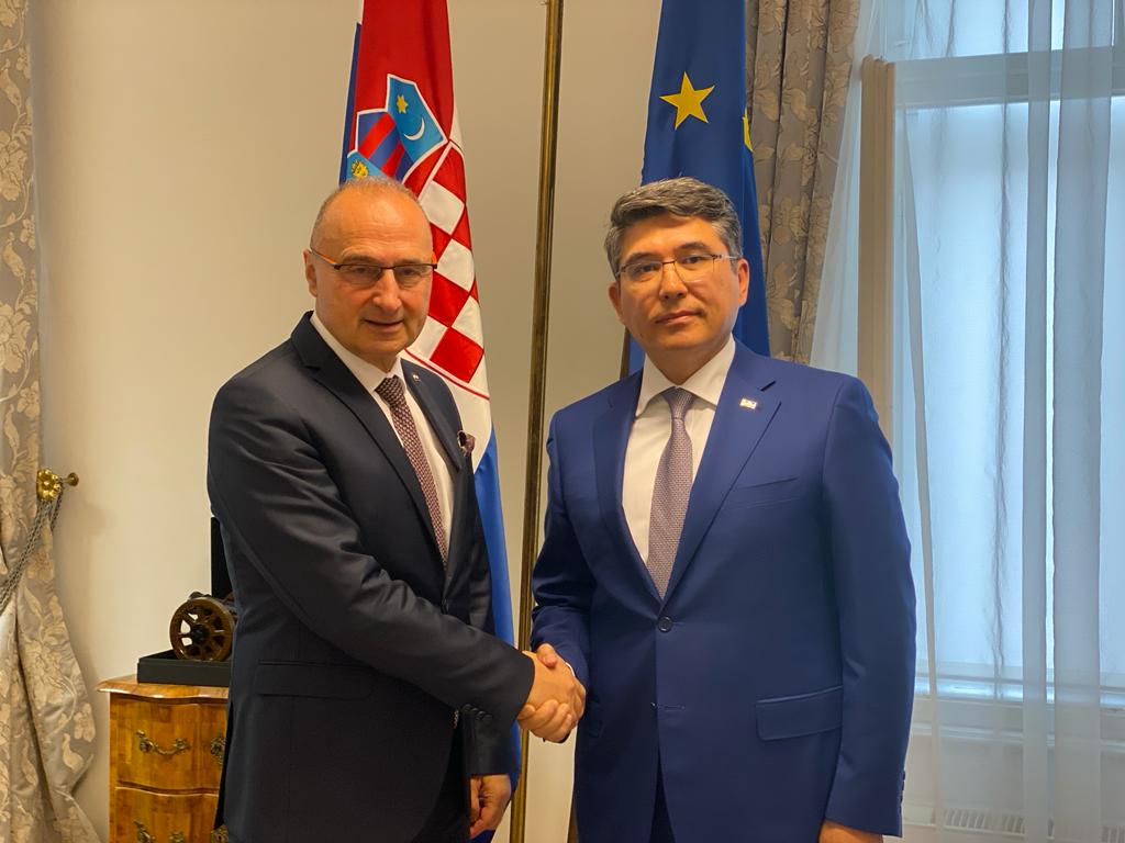 Заместитель министра туризма и спорта Хорватии раскрывает амбициозные планы Казахстана по развитию туризма, запуску прямого рейса в Хорватию - Bizmedia.kz