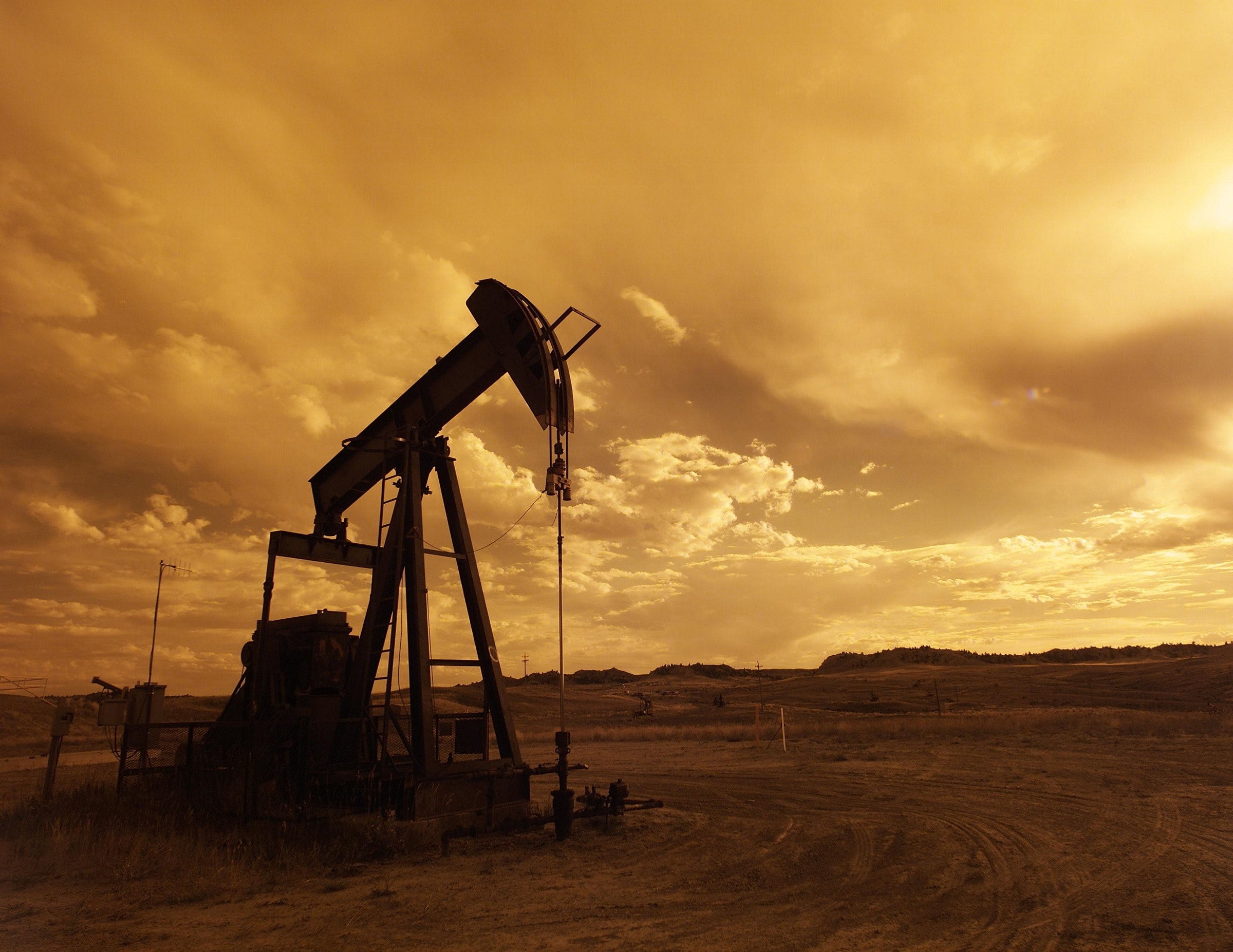 Казахстан превзошел ожидания по добыче нефти в 2022 году - Bizmedia.kz