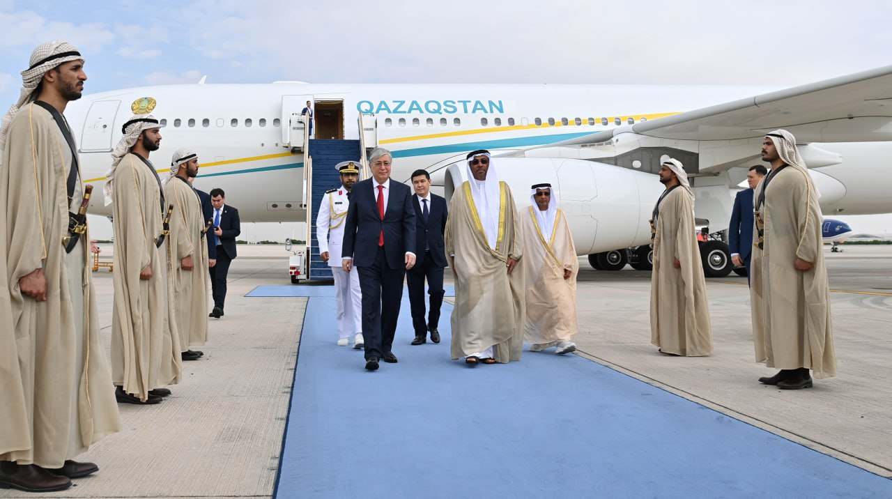 Президент Казахстана прибыл в ОАЭ с официальным визитом - Bizmedia.kz