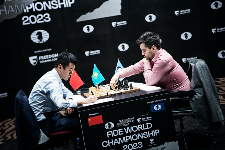 Ian Nepomniachtchi Leads Score in World Chess Championship After