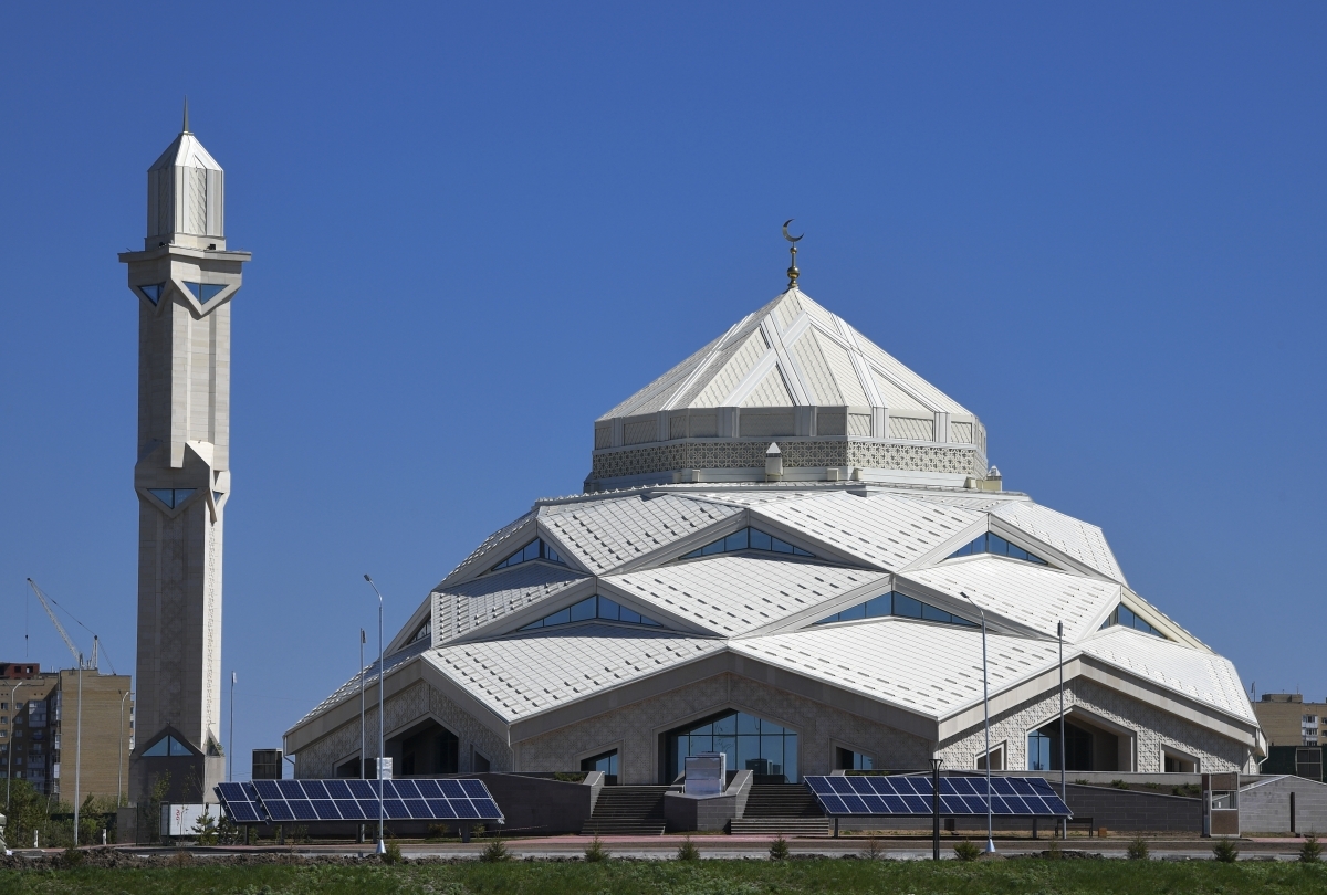 Мечеть Ырыскелди в Астане вырабатывает электроэнергию от солнечных батарей. Фото предоставлено: kazpravda.kz
