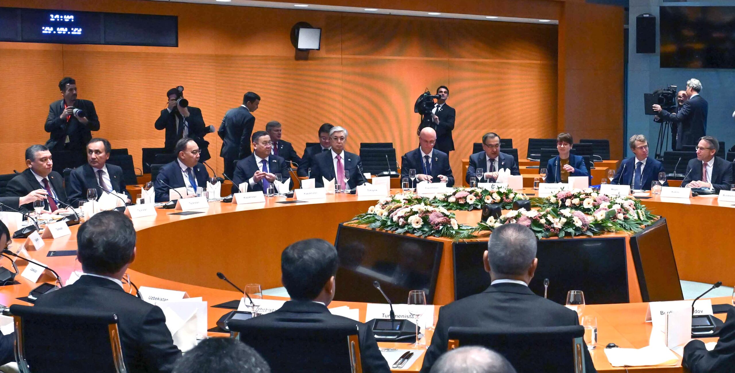 Tokayev, Heads of Central Asian States Meet with German Chancellor in ...