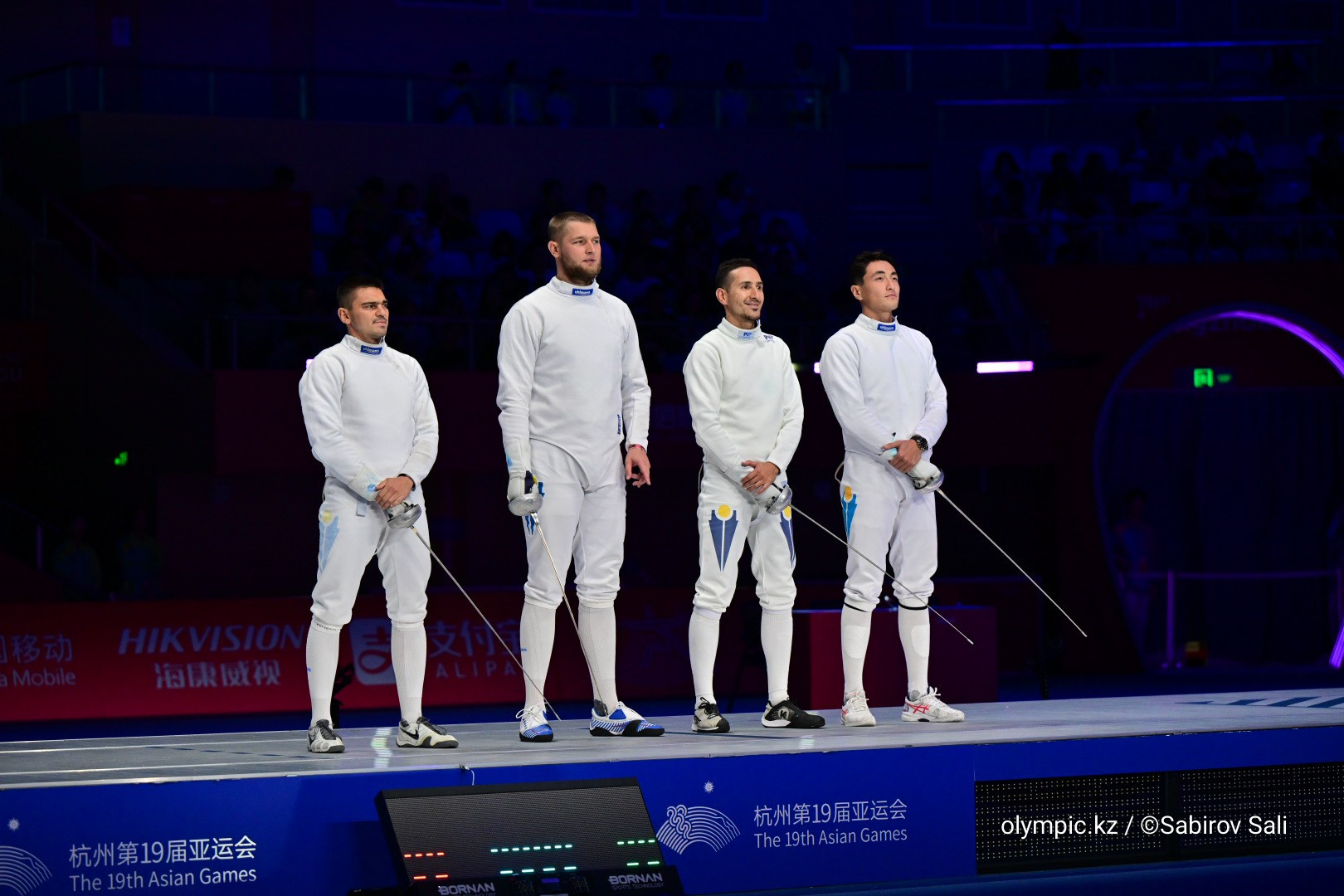 Kazakhstan Wins Silver in Fencing at 19th Asian Games