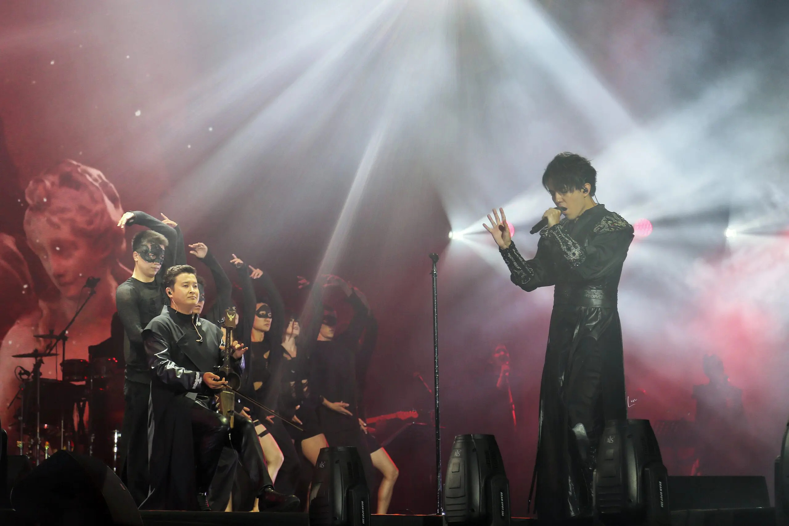 Kazakh Kobyz Player to Perform with Dimash in Hungary and Türkiye in May – The Astana Times