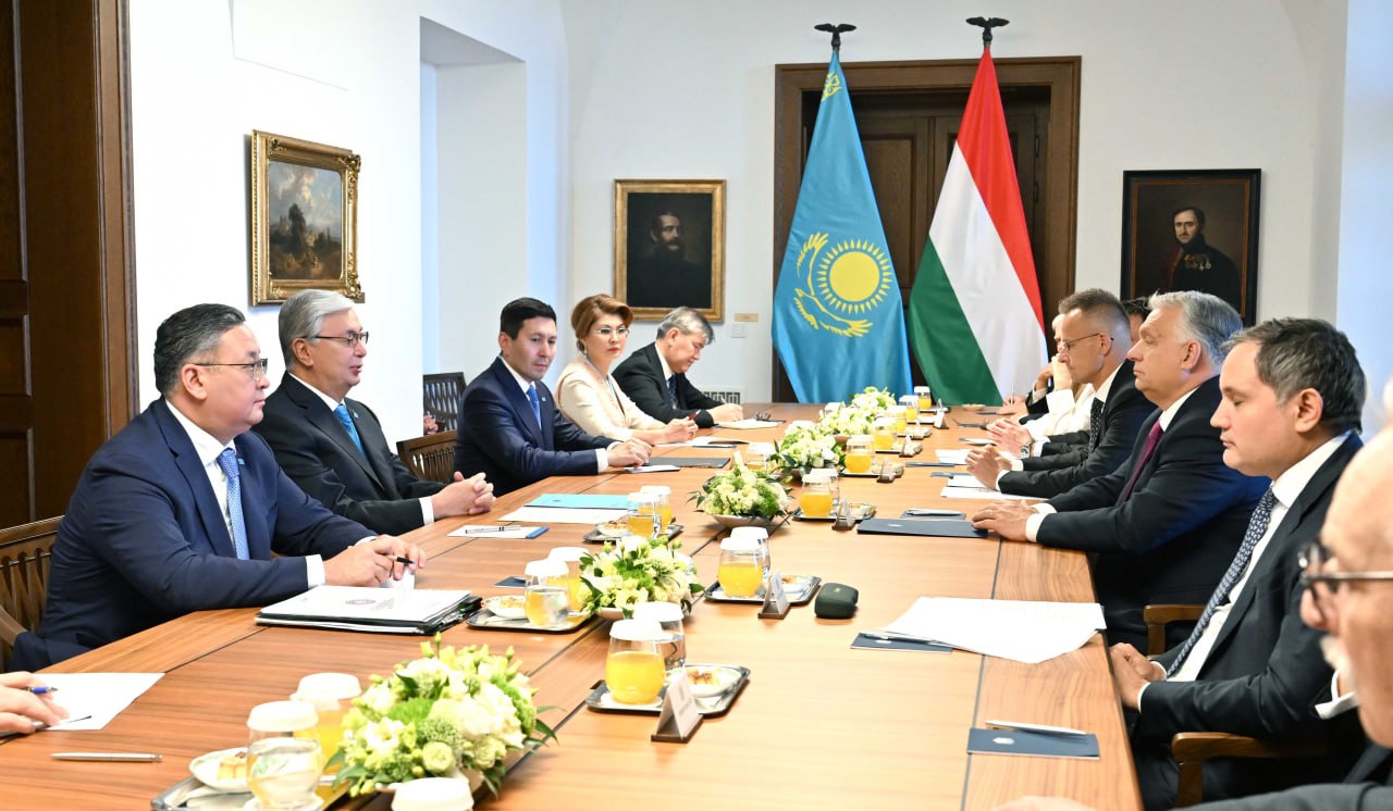 President Tokayev, Hungary’s PM Orbán Discuss Strategic Cooperation in Budapest