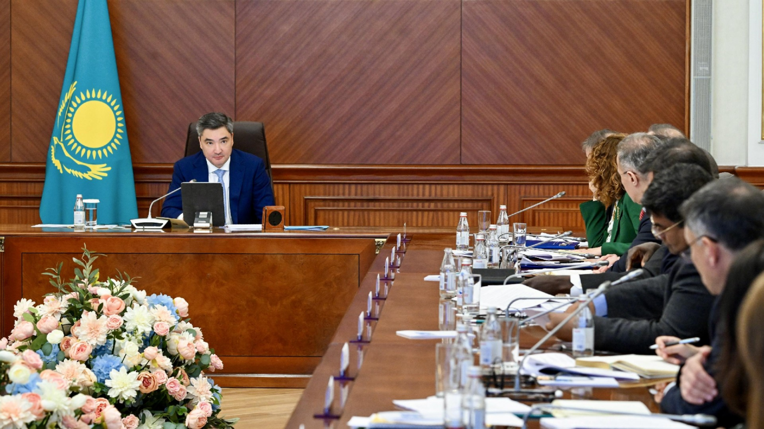 Kazakhstan Among Global Leaders in Investment Activity, Advances High ...